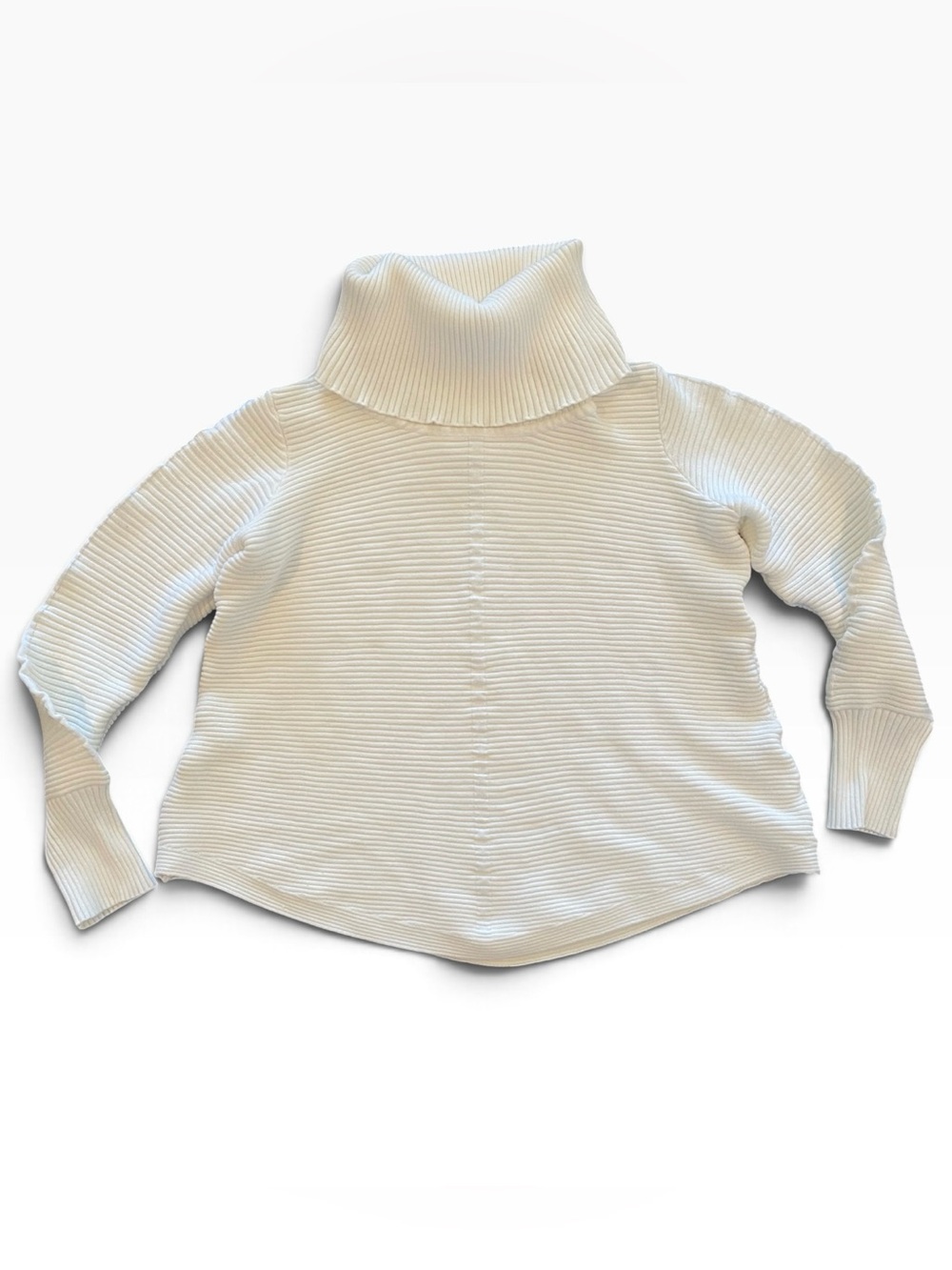 Cyrus White Ribbed Turtleneck Cowl Neck Sweater Size S Curved Hem